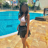 Privatmodel Iris 2 bei NRW Escort Agentur bietet Hotelbesuche mit Körperbesamung